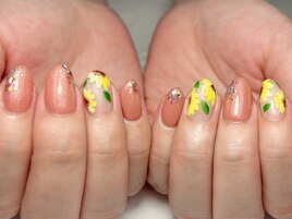 ひまわりネイル