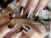 トレンドを抑えたネイルでワンランク上のネイルを提供致します！