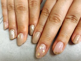 大人シンプルネイル