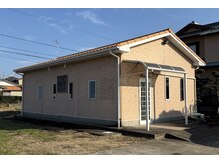 レミュ(Lemyu)の雰囲気(外観は「美容室めい」という看板が建物横にございます。)