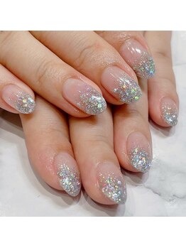 キューセブン ネイルラウンジ イオンモール高崎店(Q7 Nail Lounge)/ラメグラ