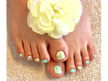 お気軽ビューティエーヴィヒ(Ewig)/フットネイルもお任せ下さい!