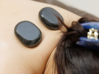 クロス(Cross)/ホットストーン