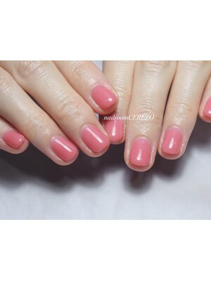 パラジェルインストラクター在籍　nailroom CEREZO