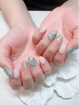 カケハシ(kakehashi)の写真/【22：00まで営業】お仕事帰りでも通いやすい！落ち着いたオフィスネイルもこだわりアートももちろん◎