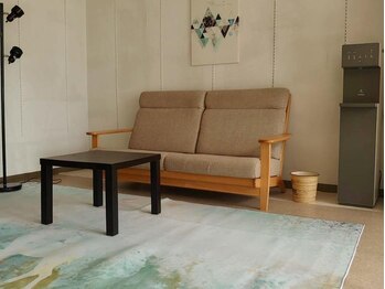オヤカタ(OYAKATA)の写真/【眼精疲労/首肩こり◎】揉み60分+カッサヘッドマッサージ30分¥7000　凝り固まった頭の筋肉を撃退！