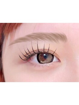 ナチュラル上品な目元にしたい