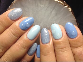 ラウト デコレーションアンドネイルサロン(Lauto Decoration&Nail Salon)/水滴ネイル