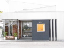 美容院内に併設されているサロンです。美容院も掲載中！