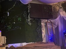 ハルハル(Haru Haru)の雰囲気（ボディ部屋は森の中風。視覚と聴覚を刺激しリラックスへ。）