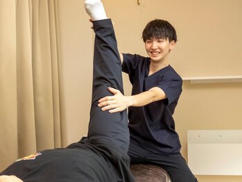 平川鍼灸接骨院 小堀院の写真/ただ伸ばすだけじゃない、効かせる本格ストレッチ!