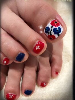 アトリエルリアン(Atelier Le Lien)/フットネイル マリメッコ