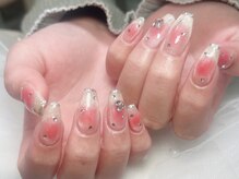 ジョアネイル(JOA Nail)/春/チーク/Vカット/ストーン