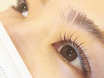 エスサロン(S-salon)の写真/黄金比デザインで「何が似合うか分からない」のお悩みに寄り添い、理想以上の仕上がりを叶えます◎