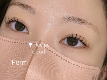サロン ミー(salon mie)の写真/【まつげパーマ初回◆4800円】24時間下がらないまつげ♪初めての方も大歓迎◎お気軽にご相談ください♪