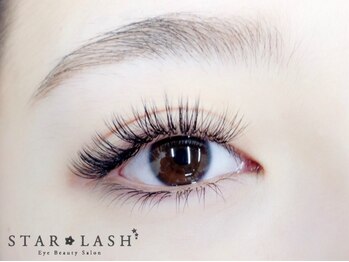 スターラッシュ 難波店(Star Lash)の写真/【理想の垢抜けeyeに◎】上下振り分けOK！大人気☆フラットラッシュ160本/140本◇韓国風の束感まつ毛に◎