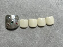 ヒアリ(HERE'Re)/フットネイル【親指アート】