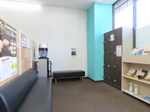 堺整骨院 JR久留米院 /待合室
