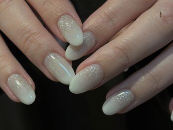アイネイルズ 吉祥寺店(I nails)/繊細ラメ白グラデーション