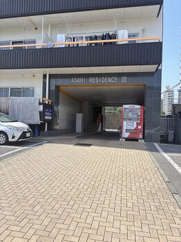 プレジール エテ(plaisir Ete)/サロンはマンションの中です