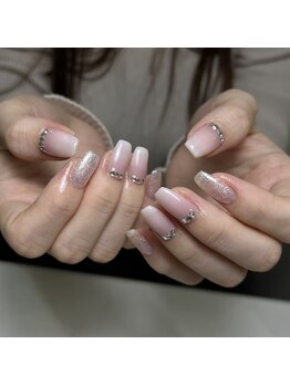 uni nail【7/6 NEW OPEN（予定）】の写真/シンプルだからこそ際立つ美フォルム☆ちゅるんとした質感と丁寧なケアで洗練された上品な手元へ導きます♪