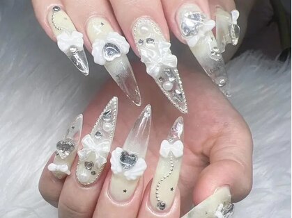 Lee Nails Salon 新宿【長さだし/持ち込み/つけ放題/マグネット/パラジェル】の写真