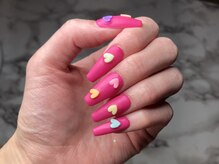 ミー(Me)/《ネイルデザイン》