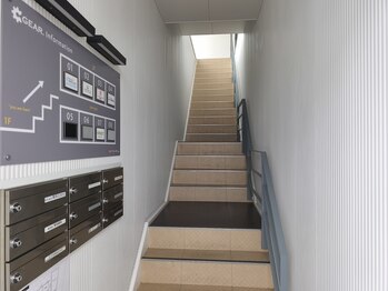 泰道 富山店(タイドウ)/入口は階段で2Fへ