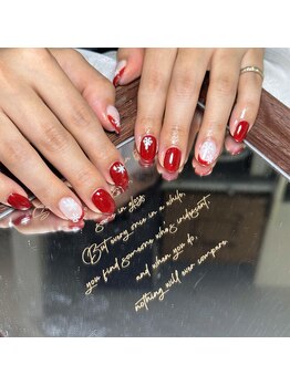 ポミ(POMI)/クリスマス限定レッドネイル