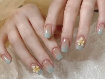 ビジューネイル(bijou nail)/