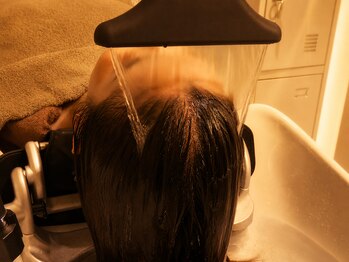 リバティヘッドスパ 銀座(LIBERTY head spa)の写真/【男女歓迎/完全個室】首肩こり・眼精疲労を極上スパで解消◎肌に優しい国産シャンプーで至福の癒やしを