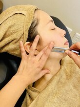 ウーナ(Oona)/ベーシックシェービング￥4400