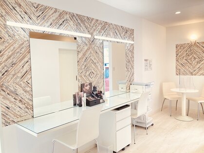 ポーラ エステイン 宮下店(POLA)の写真