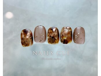 ネイルズキュー(NAILS CUE)/秋ネイル/ブラウン/べっ甲