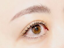 目元のケアに特化したメニューを取り揃えております。