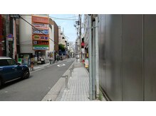 ベルライズ(BELRIZE)/1つ目の信号を右に曲がり直進