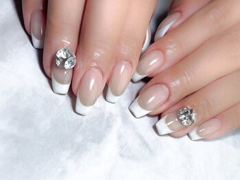 カシェット(Cachette)/バーチャルフレンチネイル