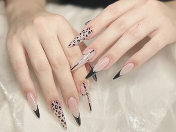 SHOW SALON 新宿御苑2号店【ワンホン/マグネット/ワンカラー/持ち込み/長さだし】の写真/個性派～シンプルデザインまで◇細部までこだわった丁寧な仕上がりでずっと見ていたくなるような指先に♪