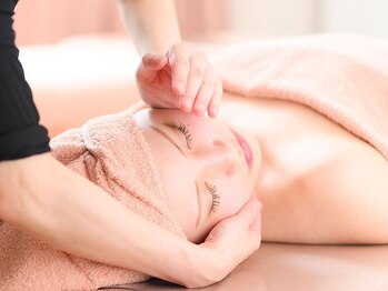 スロウスパ(Slow Spa)の写真/速攻小顔♪エラ・横幅もキュッ【小顔コルギ＋石膏パック★60分¥4980】左右差・むくみ改善！華奢みえ効果◎