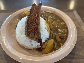 モンゴル式リラクゼーション　癒しのおうち/モンゴル風カレー