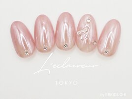 店頭デザイン　担当関口