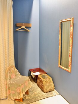 トリップリラクゼーションルーム(trip relaxation room)/お着替えスペース