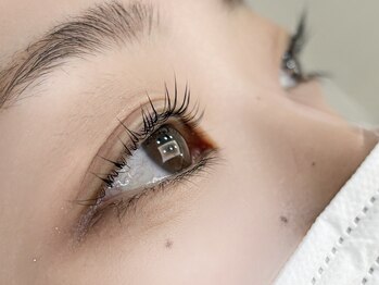 ラ シュープリーム(La SUPREME)/ラッシュリフトL字デザイン