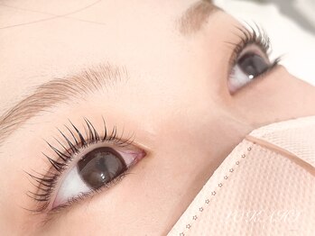 アイ アンド ネイル ロカヒ(Eye & nail LOKAHI)/パリジェンヌラッシュリフト