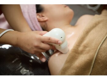 ノンノン(Non Non)/特殊な機器と手技でマッサージ