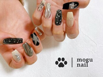 モグネイル(Mogunail)/メタリック/アシンメトリ