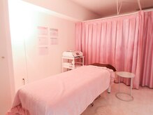 インディバケアプラチナム 麻布十番店の雰囲気（落ち着いた個室プライベートサロンで施術を受けていただけます。）