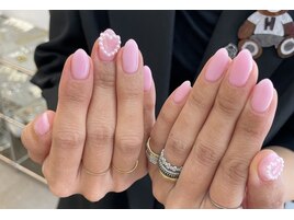 pinkHeartnail