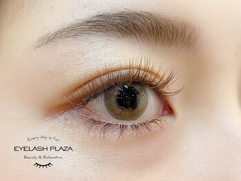 アイラッシュプラザ(EYELASH PLAZA)/ブラウンフラット×ボリューム