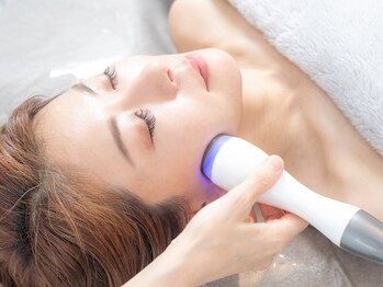 リベラ(Libera)の写真/【馬車道駅/関内駅徒歩4分】たるみ/小じわ/しみのケアに◎定期的なお手入れで美しい素肌美人へ導きます♪